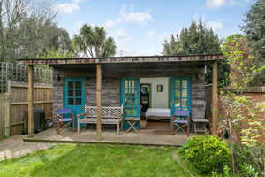 Garden Room- click for photo gallery
